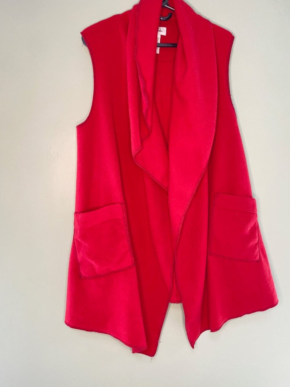 Le Moda  Red Fleece Sleeveless Sweater Keep yourself warm in the AC  One Size